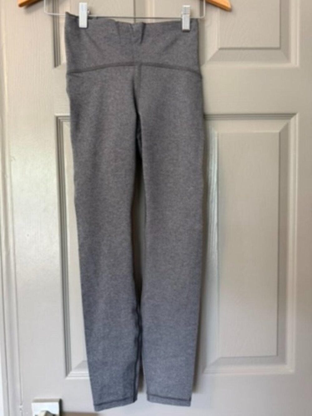 Gray Lululemon 7/8 Pant Leggings, Size 4